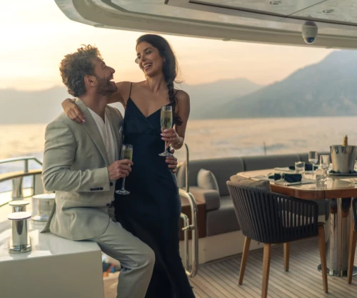 Experience Romance and Luxury on a Yacht Tour